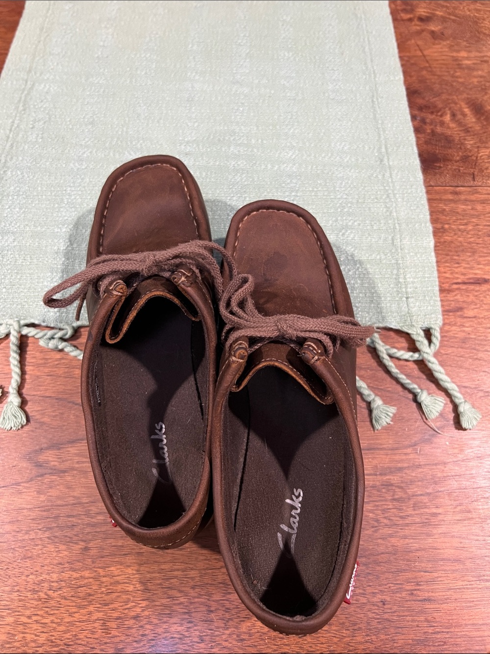 Clarks Leather Low Top Wallabees - Picture 7 of 8